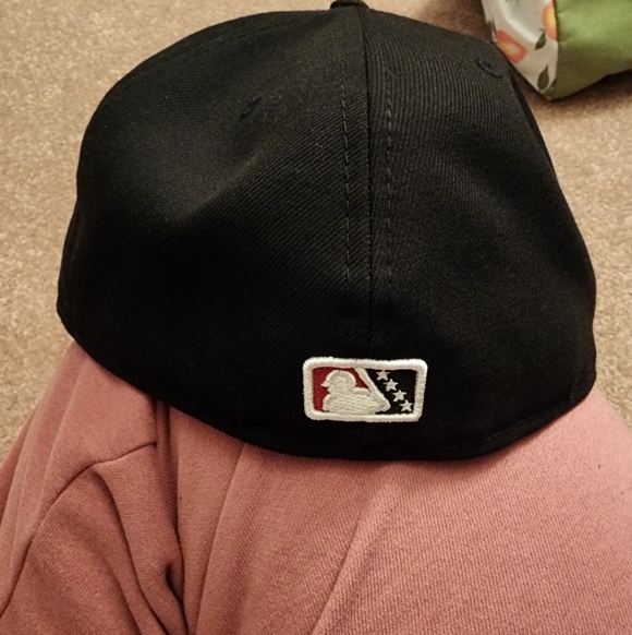 Men's Rochester Red Wings New Era Black Theme Nights 59FIFTY Fitted Hat - Picture 4 of 5